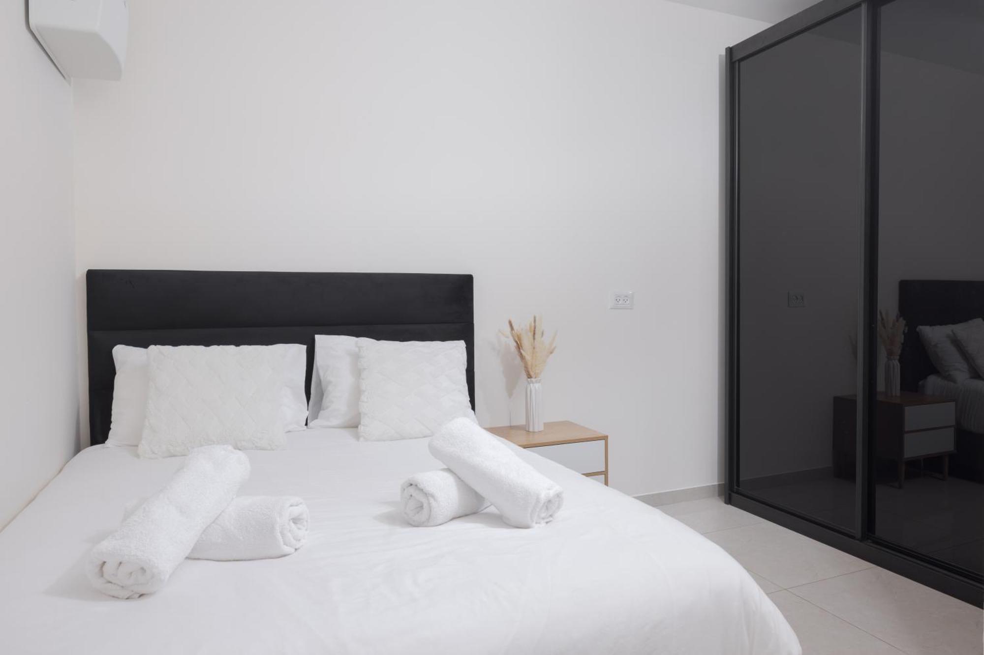 סוויטה אליטה ג'קוזי פרטי Apartment Ейлат Екстериор снимка