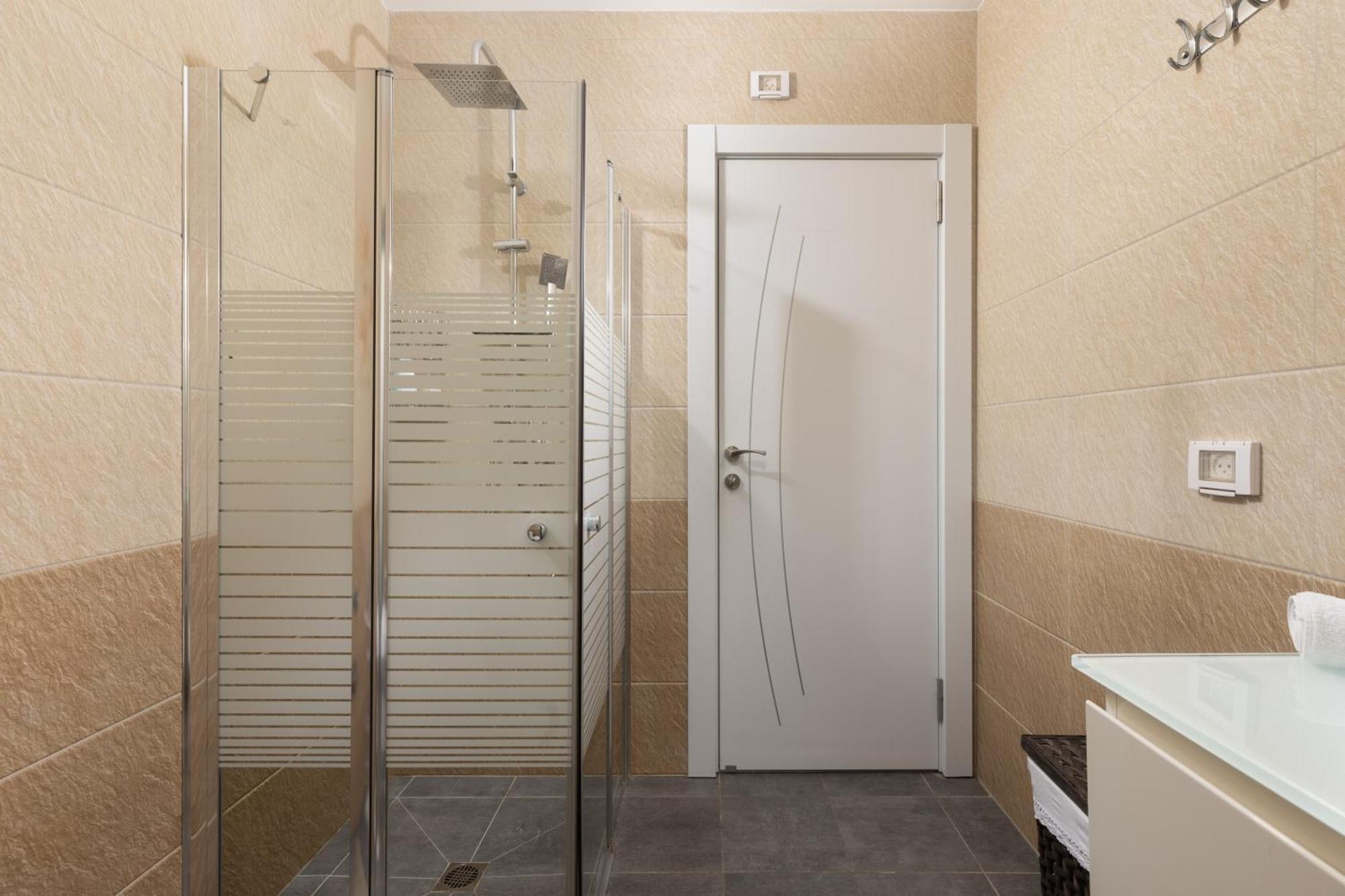 סוויטה אליטה ג'קוזי פרטי Apartment Ейлат Екстериор снимка